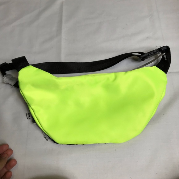 Custom made Fanny bag - Picture 3 of 3